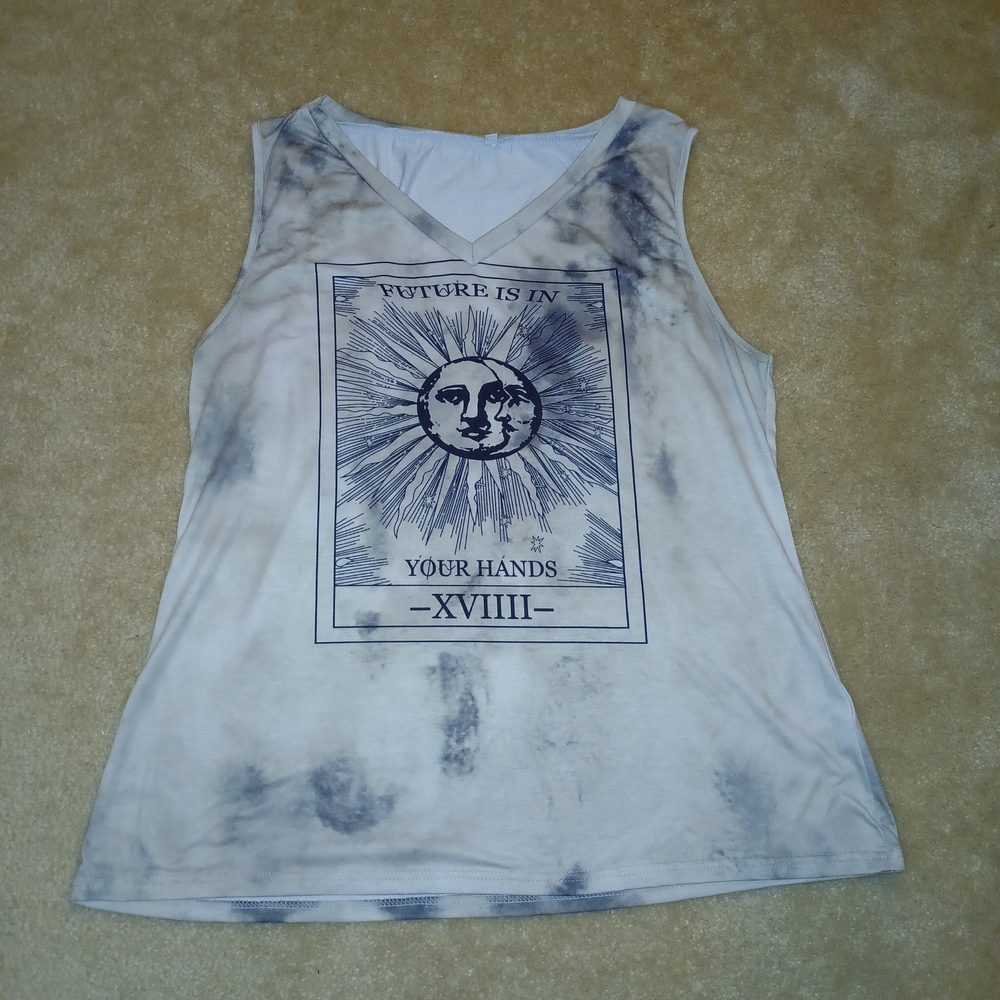 Women's Graphic Sleeveless Top - White and Gray